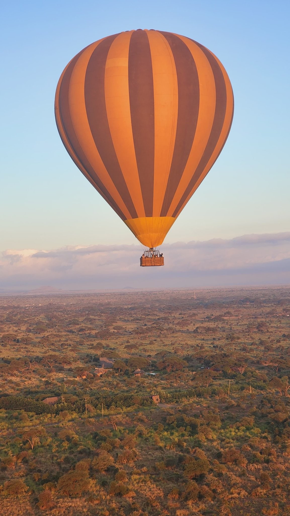 5 Days Masai Mara, Lake Nakuru & Lake Naivasha tour From $1100 USD PP